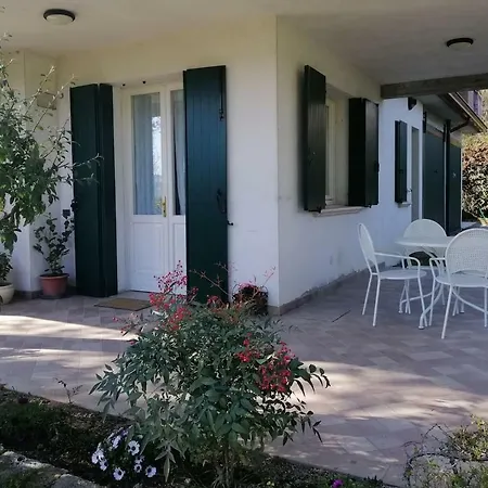 Casa Stefania Bed&breafast Alojamento de Acomodação e Pequeno-almoço 3*